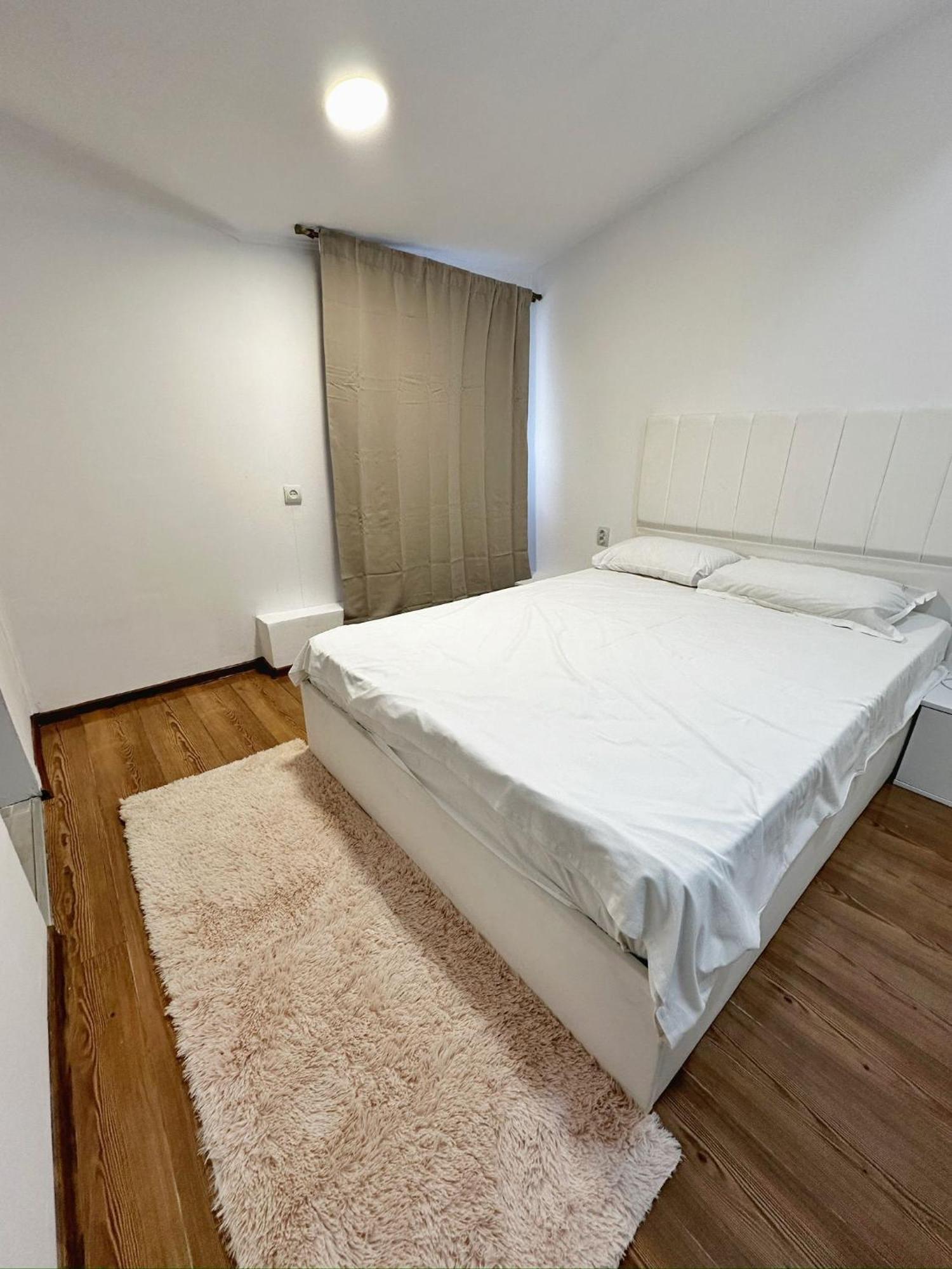 Residence Ultracentral Braşov Buitenkant foto