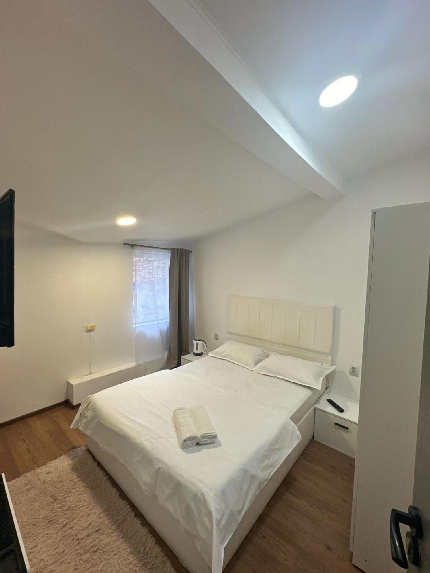 Residence Ultracentral Braşov Buitenkant foto